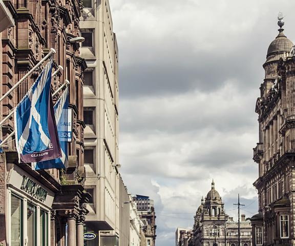 Carlton George Hotel Scotland Glasgow Entrance