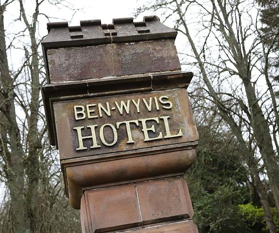 Ben Wyvis Hotel Scotland Strathpeffer Entrance