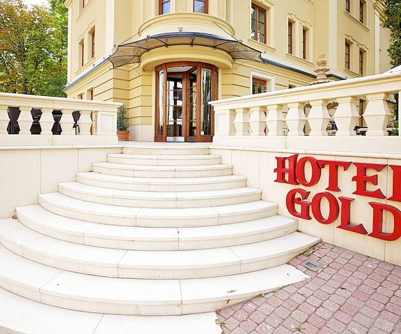 Gold Hotel Budapest null Budapest Entrance