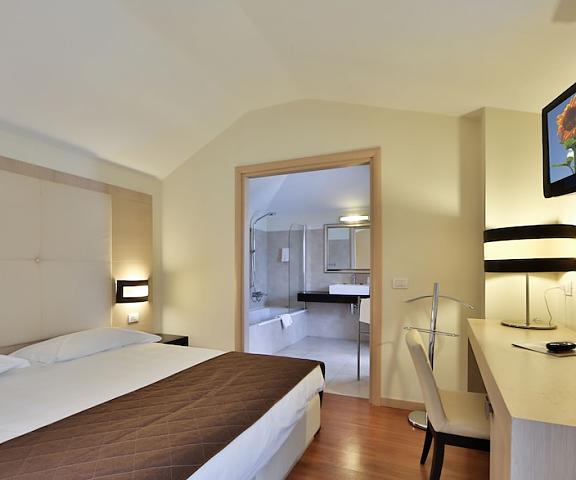 Regal Hotel Lombardy Brescia Room
