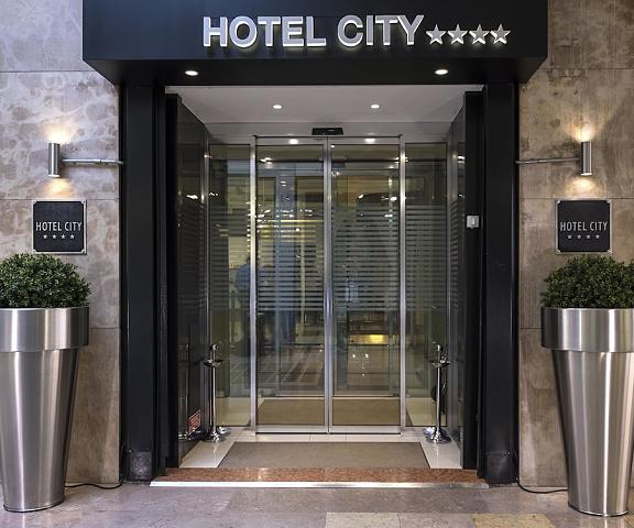 Best Western Hotel City Lombardy Milan Entrance