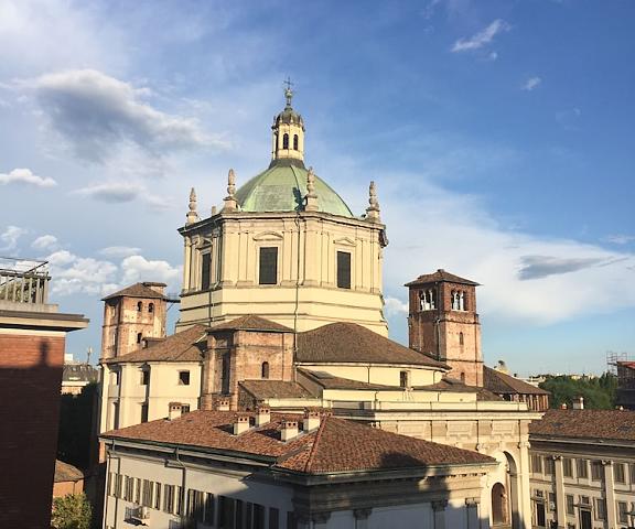 Hotel Regina Lombardy Milan View from Property
