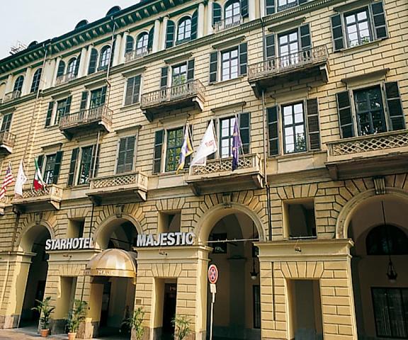 Starhotels Majestic Piedmont Turin Exterior Detail