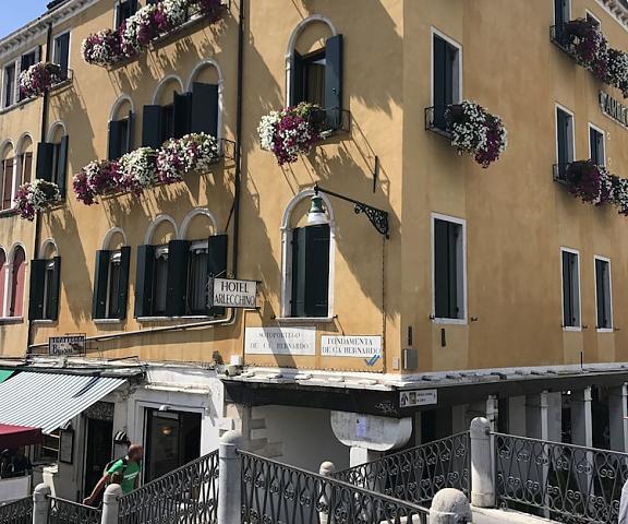 Hotel Arlecchino Veneto Venice Facade