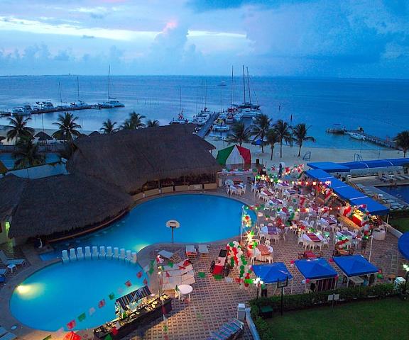 Aquamarina Beach Resort Quintana Roo Cancun View from Property