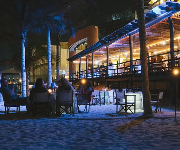 Hotel NYX Cancun - Near La Isla Shopping Mall Quintana Roo Cancun Porch