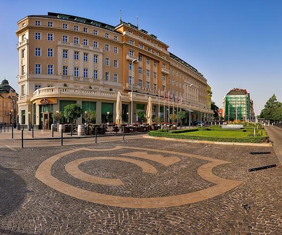 Radisson Blu Carlton Hotel, Bratislava null Bratislava Exterior Detail