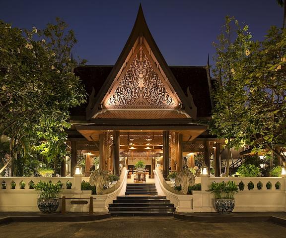 The Davis Bangkok Hotel Bangkok Bangkok Facade