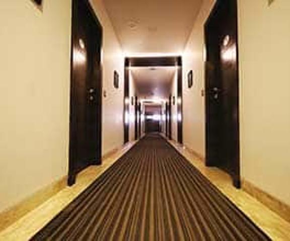 Hotel Landmark Chhattisgarh Raipur Corridors