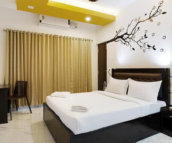 Crystal Lake Service Apartments Tamil Nadu Coimbatore Two Bedroom Suite