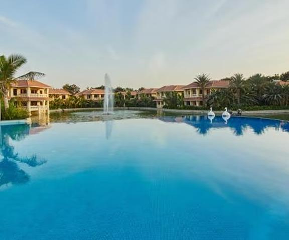 Regency Lagoon Resort Gujarat Rajkot Pool