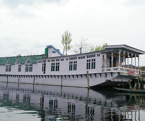King Paradise Houseboat Jammu and Kashmir Srinagar Overview