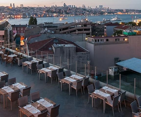DoubleTree by Hilton Hotel Istanbul - Sirkeci null Istanbul Terrace
