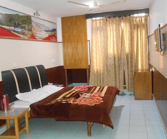 Hotel Paradise Himachal Pradesh Hamirpur dscn