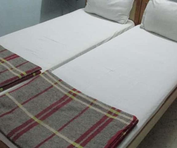 Maruthi Lodge Andhra Pradesh Visakhapatnam standard double room