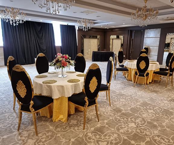 Hotel Ashirwad Lodge Maharashtra Nanded Food & Dining