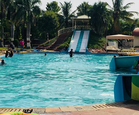 Hotel Kanha Palm Springs Madhya Pradesh Bhopal Swimming Pool