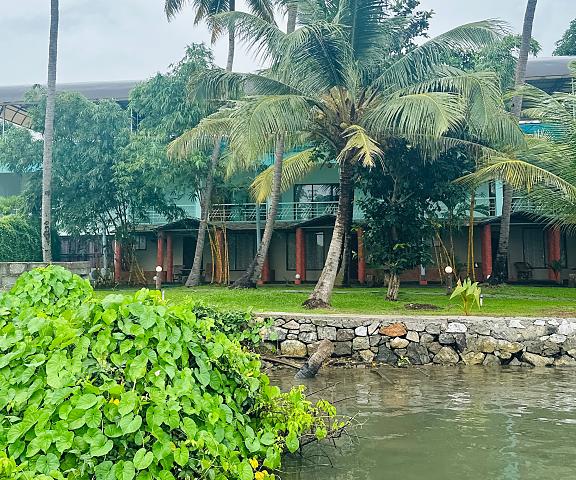 Lake N River Resort Munroe Island Kerala Kollam Hotel Exterior