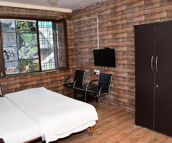 Nainital Willows - Lake View rooms Uttaranchal Nainital Standard Room - Non Lake View