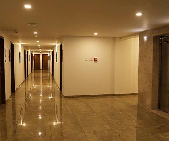 Hotel Arizona Inn Gujarat Anand Corridors
