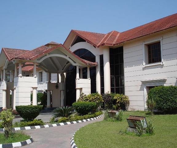 Lake Land Country Club Residency West Bengal Kolkata Hotel Exterior