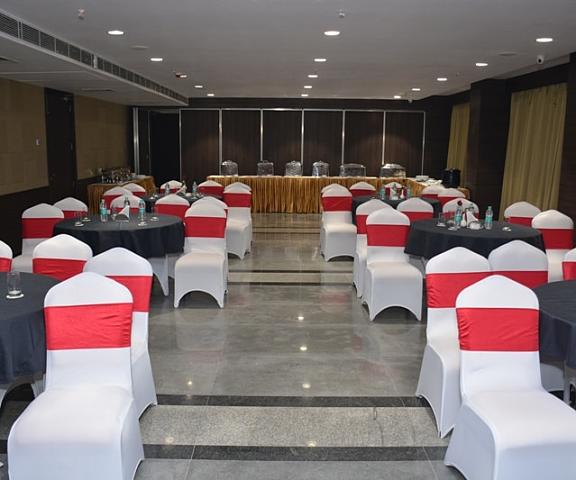 Hide Away Suites Uttar Pradesh Noida Business Centre