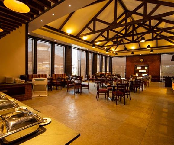 Tropical Retreat Luxury Spa & Resort Maharashtra Igatpuri Food & Dining