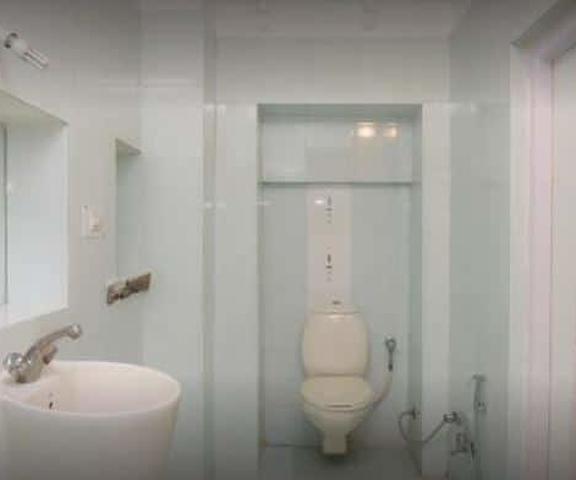 Banjara Hostel Rajasthan Udaipur Washroom