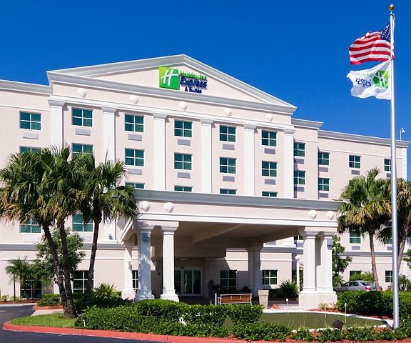 Holiday Inn Express & Suites Kendall, an IHG Hotel Florida Miami Exterior Detail