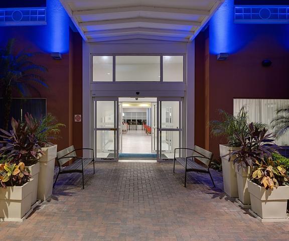 Holiday Inn Express Hotel & Suites Tampa-Fairgrounds-Casino, an IHG Hotel Florida Tampa Exterior Detail