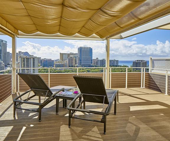 DoubleTree by Hilton Hotel Alana - Waikiki Beach Hawaii Honolulu Terrace