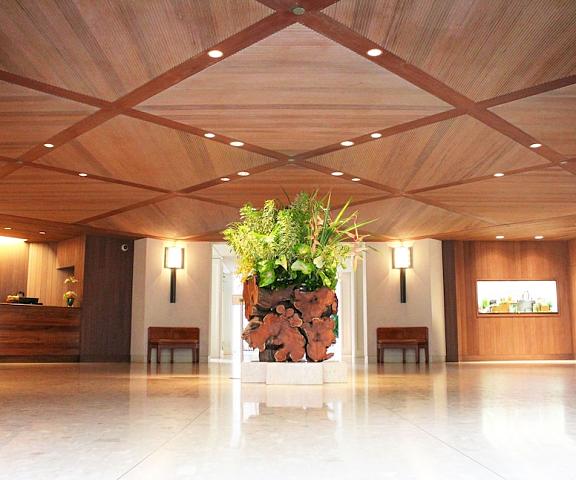 Halekulani Hawaii Honolulu Lobby