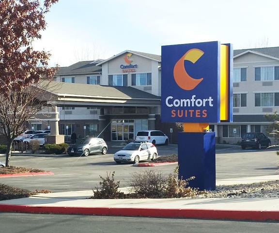 Comfort Suites Airport Idaho Boise Facade