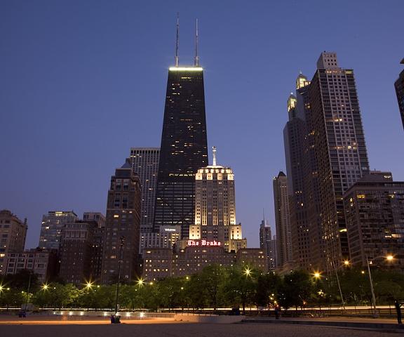 The Drake Illinois Chicago Facade