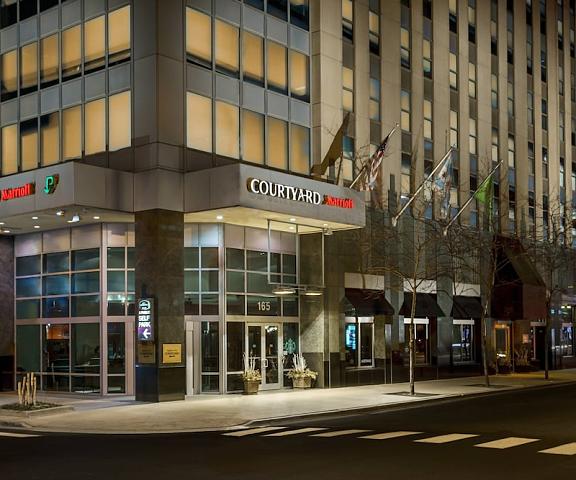 Courtyard by Marriott Chicago Magnificent Mile Illinois Chicago Exterior Detail