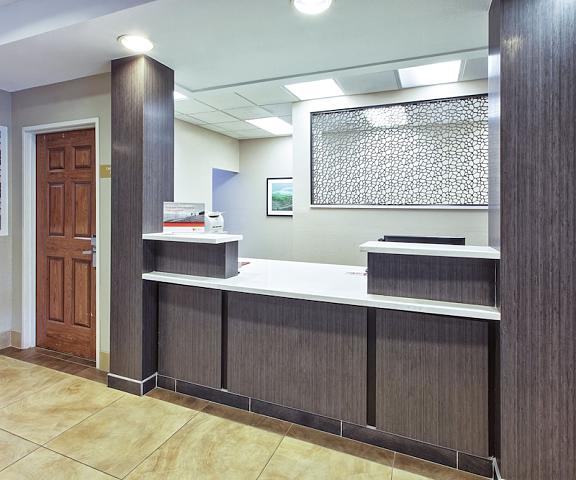 Candlewood Suites Indianapolis Airport, an IHG Hotel Indiana Indianapolis Lobby
