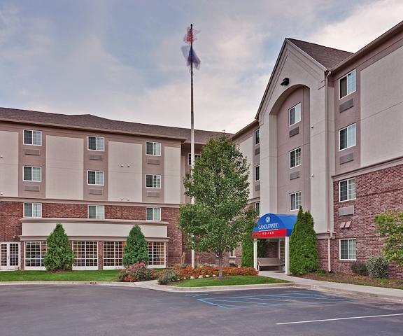 Candlewood Suites Indianapolis, an IHG Hotel Indiana Indianapolis Exterior Detail