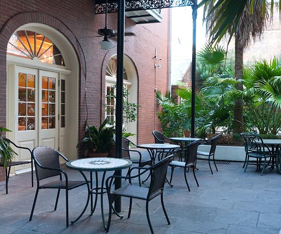 Hotel St. Marie Louisiana New Orleans Courtyard