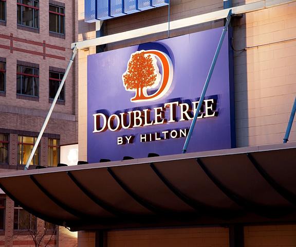 DoubleTree by Hilton Boston - Downtown Massachusetts Boston Exterior Detail