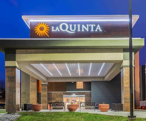 La Quinta Inn & Suites by Wyndham Aberdeen-APG Maryland Aberdeen Exterior Detail