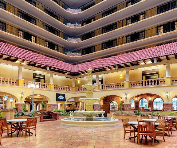 Embassy Suites by Hilton Kansas City Plaza Missouri Kansas City Lobby