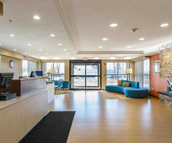 Fairfield Inn by Marriot Manchester-Boston Regional Airport New Hampshire Manchester Lobby
