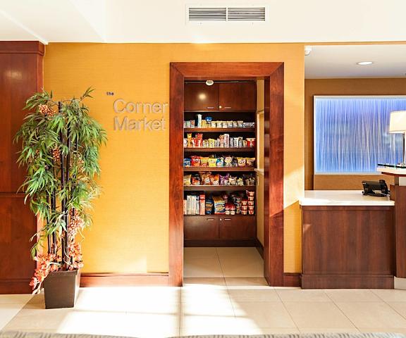 Fairfield Inn & Suites by Marriott Somerset New Jersey Somerset Interior Entrance