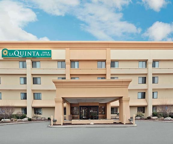 La Quinta Inn & Suites by Wyndham Mansfield OH Ohio Mansfield Exterior Detail