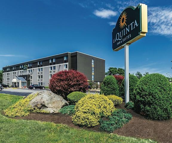 La Quinta Inn & Suites by Wyndham Warwick Providence Airport Rhode Island Warwick Exterior Detail