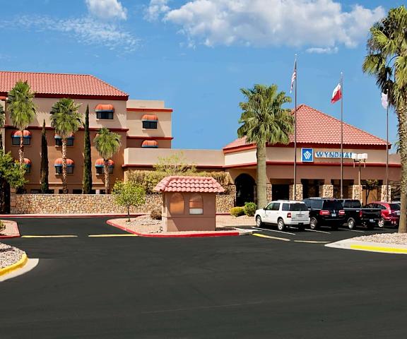 Wyndham El Paso Airport Hotel & Waterpark Texas El Paso Exterior Detail