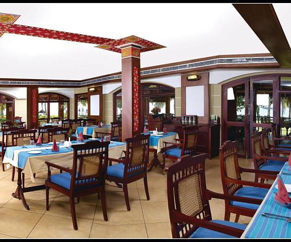 Lakesong Resort Kerala Kumarakom Food & Dining