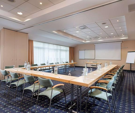 Ramada by Wyndham Hannover Lower Saxony Laatzen Meeting Room