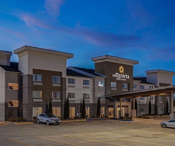 La Quinta Inn & Suites by Wyndham Fayetteville Arkansas Fayetteville Exterior Detail