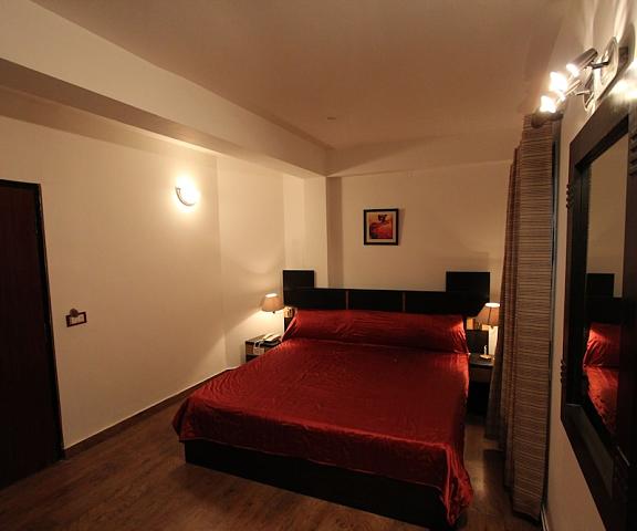 The Pine Crest Uttaranchal Nainital Room